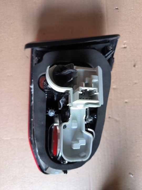 фото №6, Vw golf vii универсал лампа зад задняя w крышка багажника l 5g9945093e p 5g9945094e