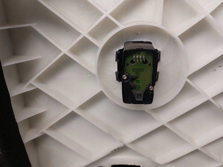 фото №10, Обшивки двері комплект mercedes-benz w169 a200 a1697201570 a1697201670