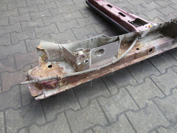 фото №15, Suzuki xl7 2007 поріг