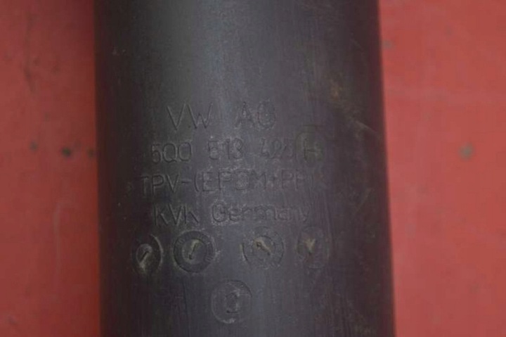 фото №7, Амортизатор правый зад 5q0512013he skoda octavia 3 iii 1.4 tsi 150 km hb