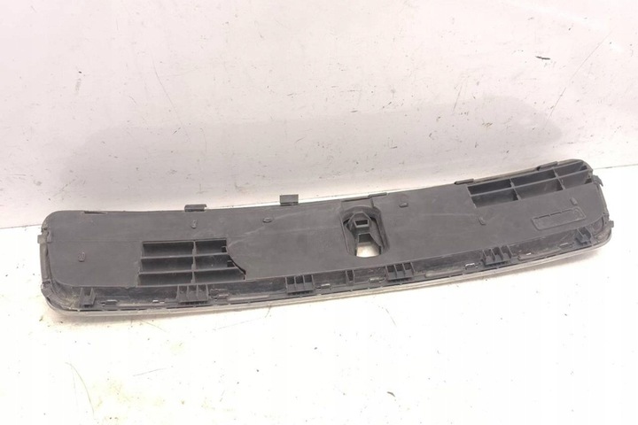 фото №8, Решітка радіатора audi a4 avant 8d5, b5 8d0853651a 1.9l дизель 1999