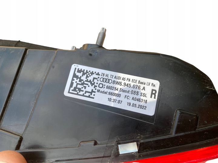 фото №6, 8w6945076a audi a5 8w лампа w крышка багажника led правая