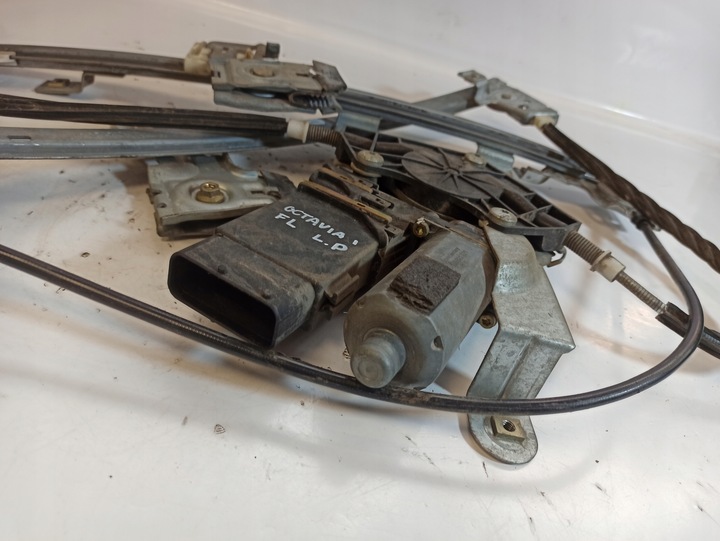 фото №12, Skoda octavia i fl підйомник вікна лівий перед 0130821731