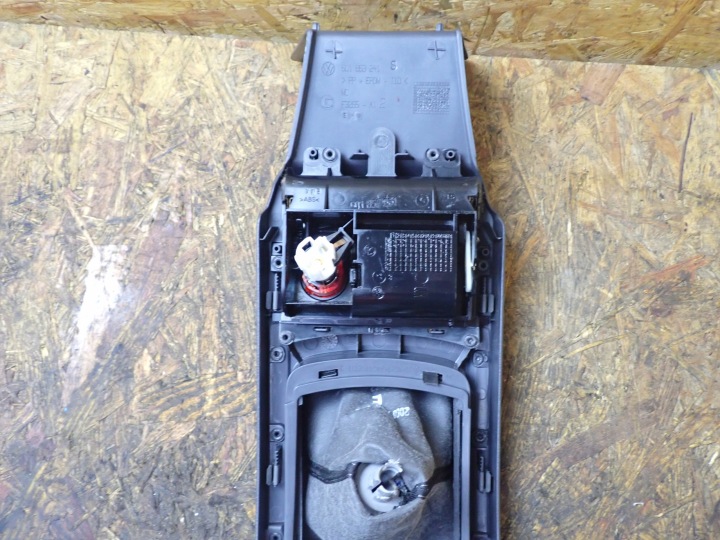 фото №6, Рамка dekor тунелю чохол vw polo iv 1,4 16v b 2008 lc9z 6q1863241 7799