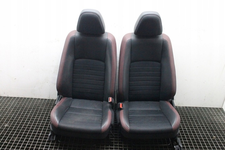 фото №12, Комплект сидінь lexus is iii _e3_ heated 2.5l гібрид 133kw 2017