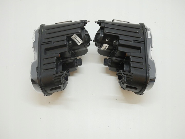 фото №11, 2015-2023 challenger лампи перед передні оригінальні лампа ліва права