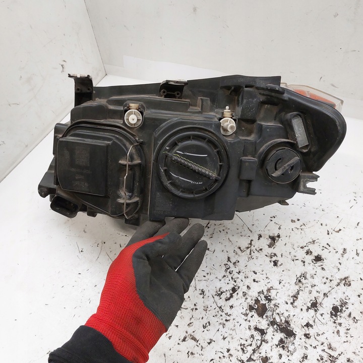 фото №11, Bmw x1 e84 лампа права передня версія usa valeo 89093509 2990006