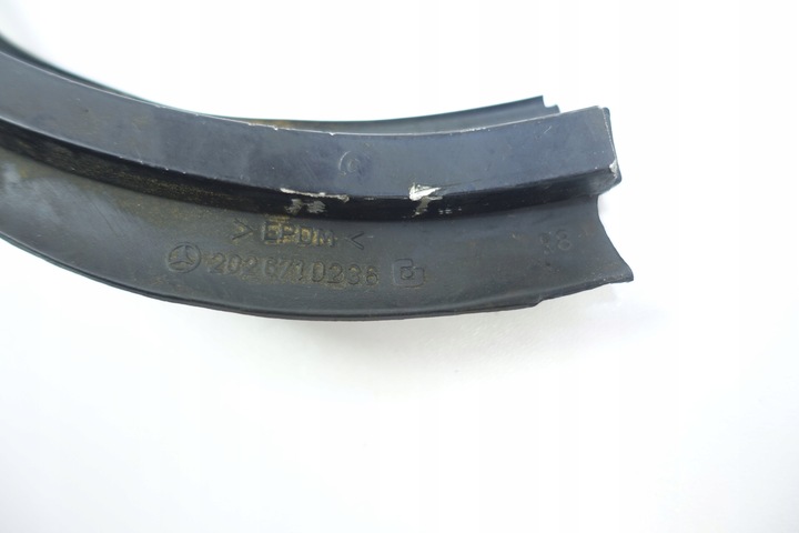 фото №6, Планка скла зад задня mercedes c w202 2026710236