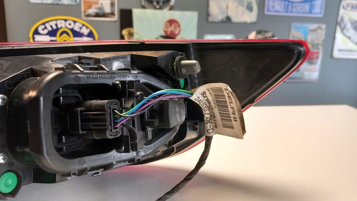 фото №11, Renault clio iv лампа зад левая + штекер bydgoszcz 265554091r