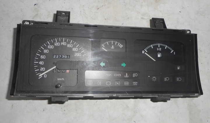 фото №1, Renault clio i 1.2 спидометр приборы 7700824324a