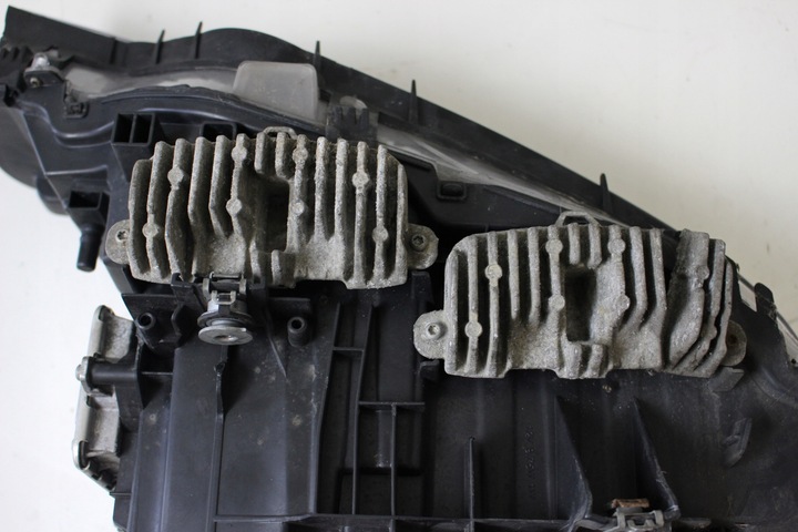 фото №7, Лампа лівий перед bmw f30/f31 bi-xenon 7259543 uk