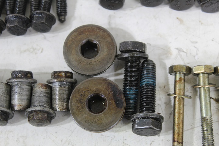 фото №6, Болты шпильки двигателя bmw e60 e61 2.5b m54b25