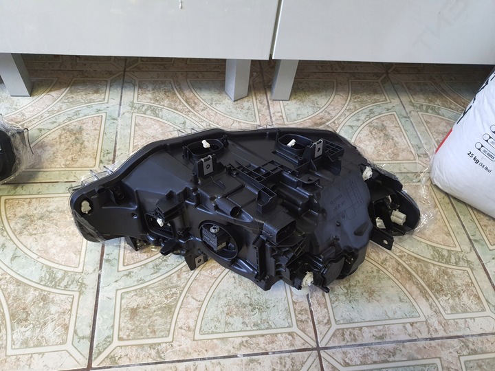 фото №12, Bmw f30 тінь чорний лампи комплект