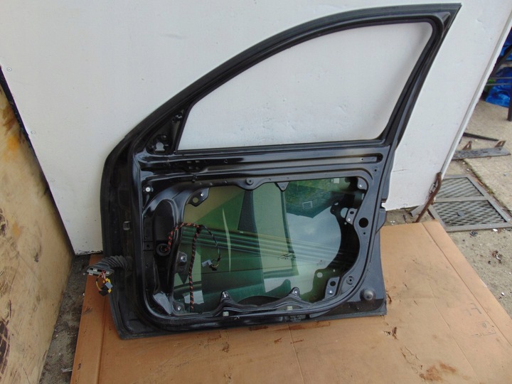 фото №12, Двері праві перед skoda octavia ii універсал рестайлінг чорні