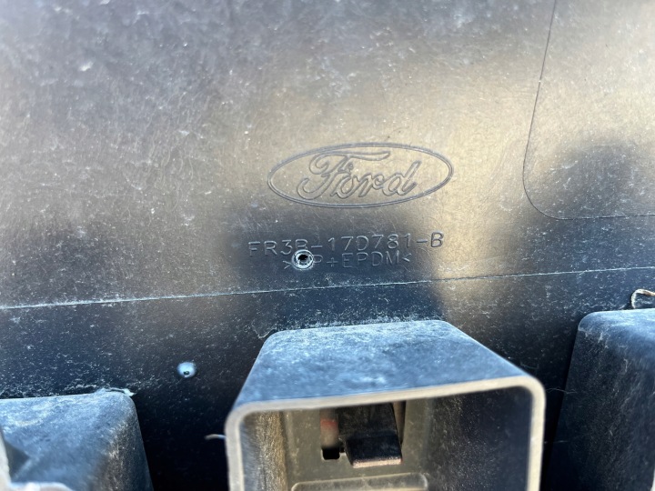 фото №12, Бампер задний ford mustang mk6 fr3b-17d781-b 15-17