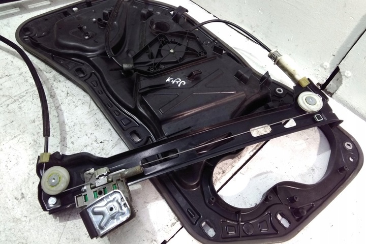 фото №7, Подъемник стекла левых передних дверь vw passat b8 3g2 3c8959702 1.97l