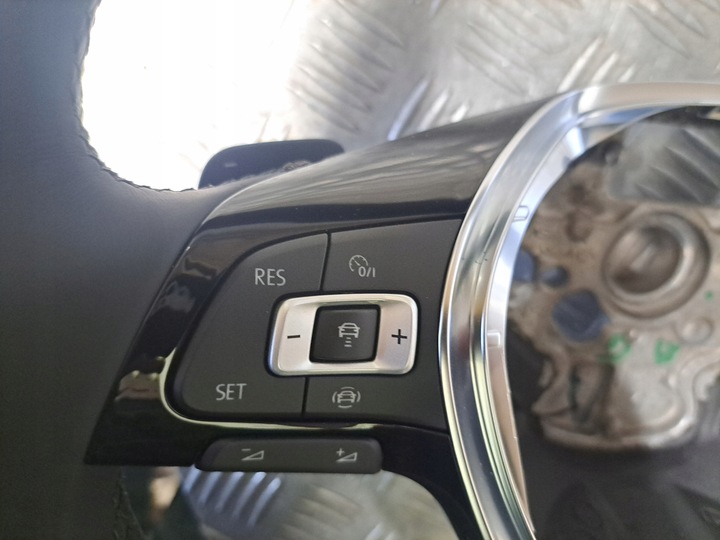 фото №10, Vw golf vii 7 рестайлинг руль многофункциональный автомат