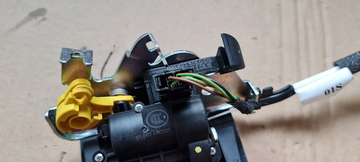 фото №10, Q7 4m ii замок крышки багажника зад трос доводчик 4m0827506d