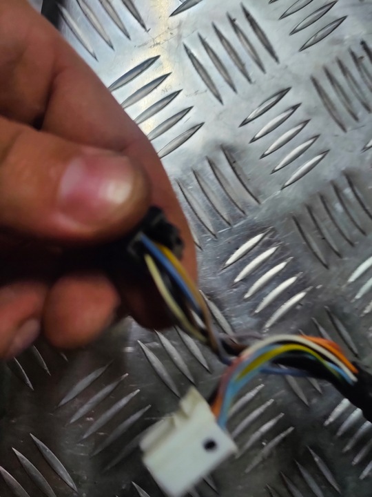 фото №7, Alfa romeo stelvio 2.0 usa дзеркало ліві 16 pin usa дві штекери 408 чорні