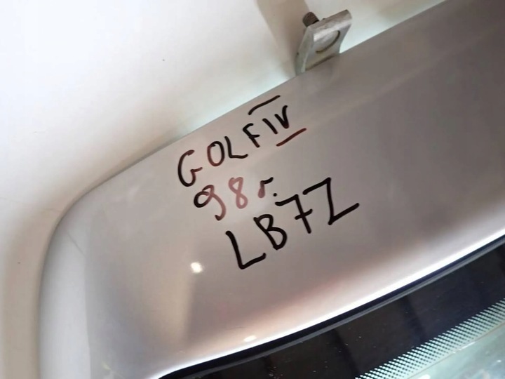 фото №10, Крышка задняя зад багажника vw golf iv 98r lb7z