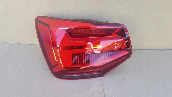 фото №1, Лампа зад левая audi q2 led 81a новая!!