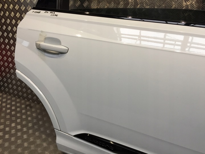 фото №14, Audi q7 4m двері праві зад задні ls9r