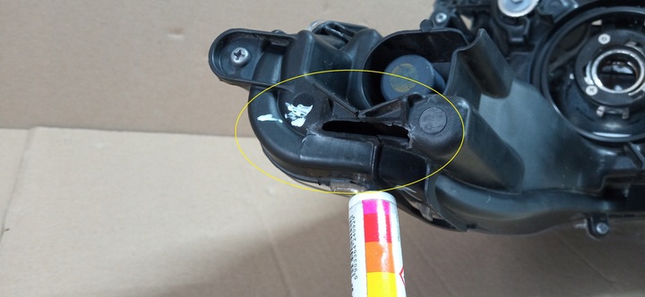 фото №12, Toyota yaris iv 4 19- лампа фара праві перед лінза koito k0-6 eu