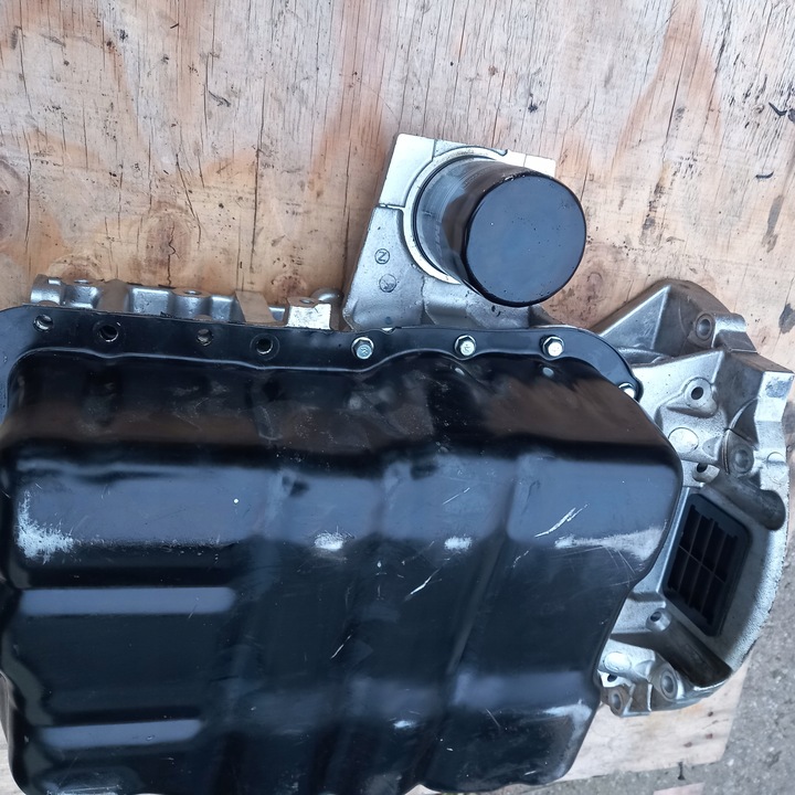 фото №6, Mitsubishi outlander iii 2.4 2,0 бензин піддон масляна з пошкодженням 4j11 2012-22