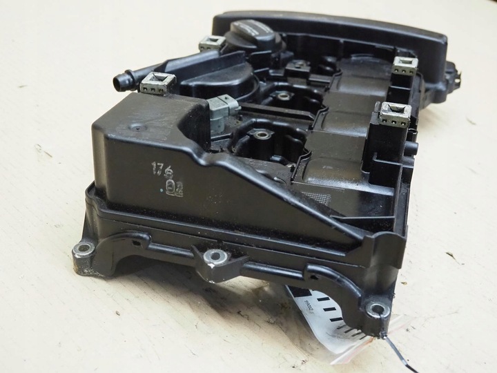 фото №13, Кришка клапанів mercedes 1.8k a2710100530 w203