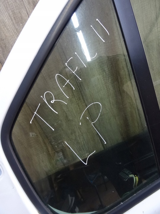 фото №1, Скло двері лівий перед trafic ii малий