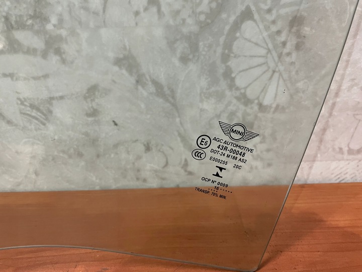 фото №2, Скло двері правий зад mini f55 16r