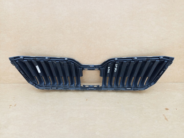 фото №11, Skoda superb 3 iii 3v 15-19 решётка решётка радиатора 3v0853653b =