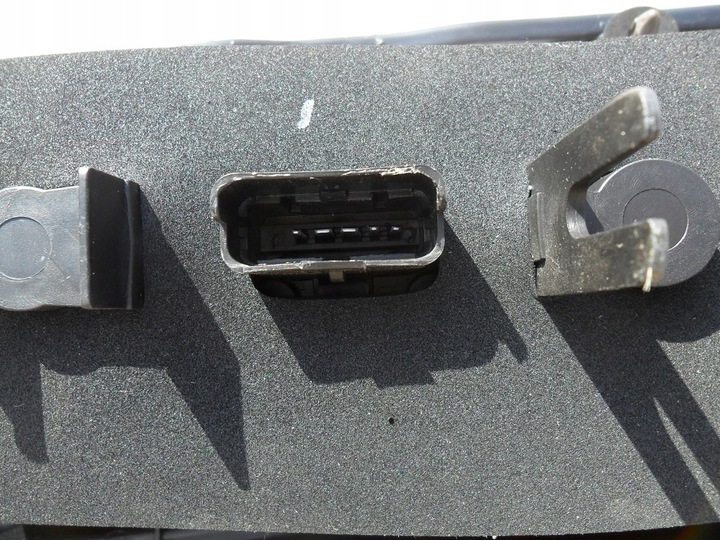 фото №7, Nissan micra k12 2003 2004 2005 лампа задня права