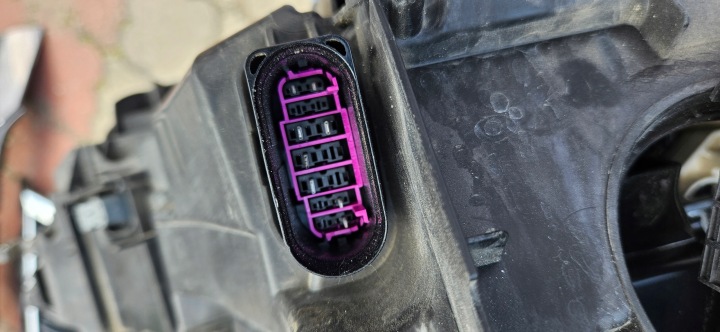 фото №13, Audi a8 d5 led ліва європа 4n0941783 hella matrix