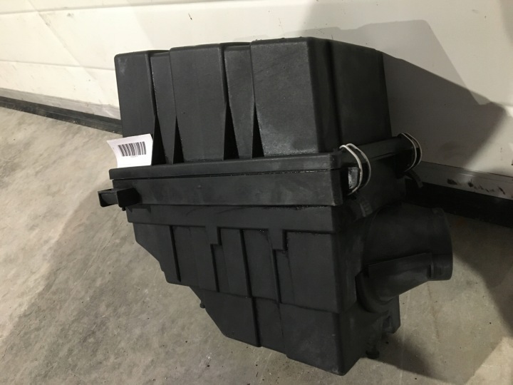 фото №8, Корпус фільтра повітря mercedes w124 m111 e200 200e 200ce 1110940002