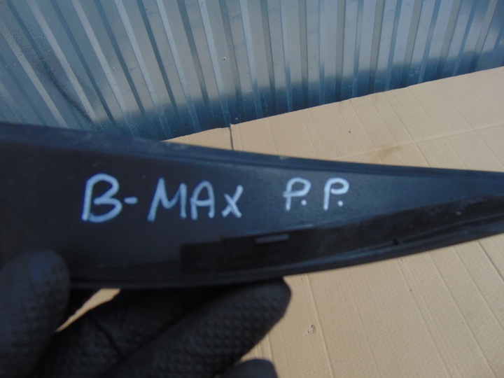 фото №14, Планка уплотнитель стёкла лобовой левая правая ford b-max