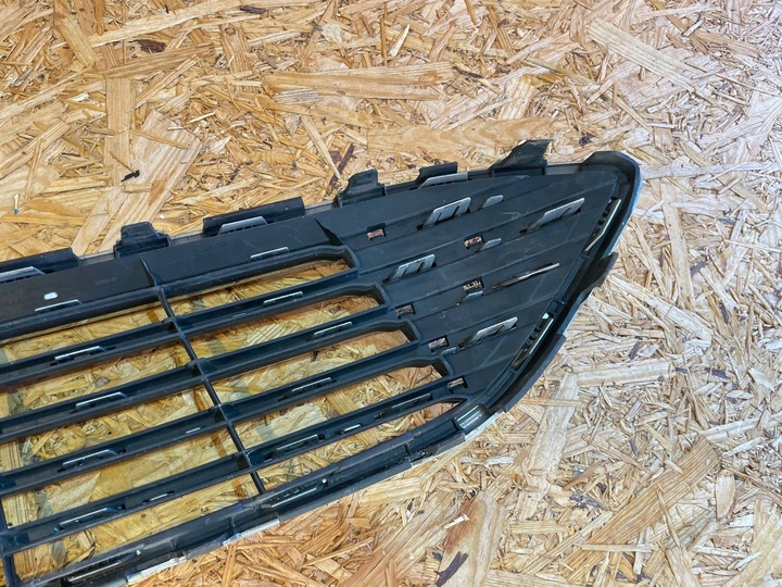 фото №8, Ford focus mk3 iii рестайлінг 14-19 решітка решітка радіатора решітка середня бампера перед