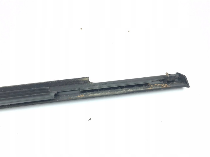 фото №5, Mitsubishi outlander правая сторона планка прокладка стёкла дверь задних