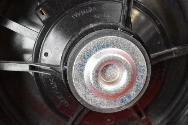 фото №10, Динамик левые перед 86160-0d450 toyota yaris 4 iv 20-