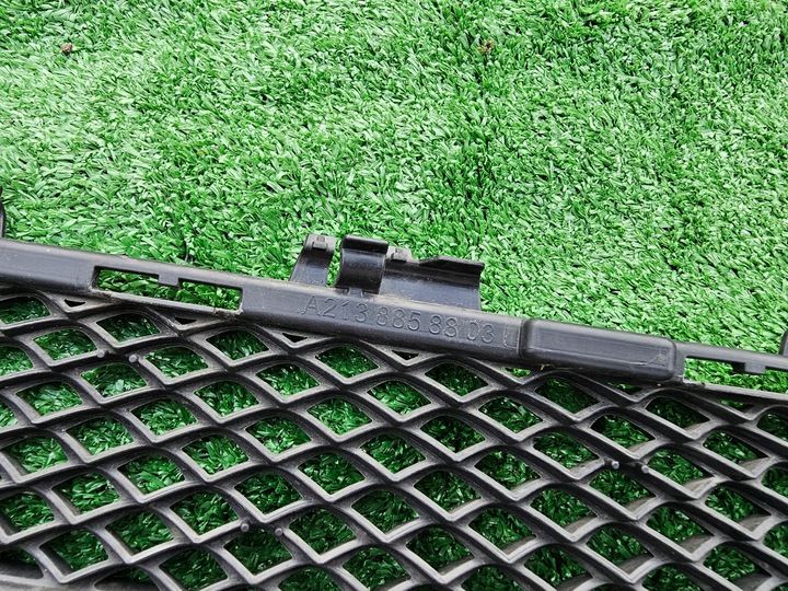 фото №8, Решётка средняя бампера mercedes w213 рестайлинг e класс