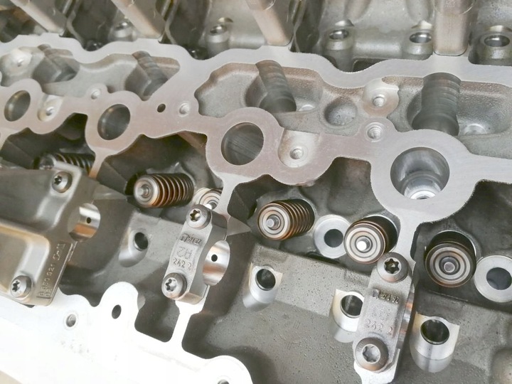 фото №13, Bmw x3 f20 f21 f22 f23 2,0b b48 головка 8636517