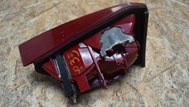 фото №9, Лампа правий зад audi a4 b8 sedan кришка 8k5945094d