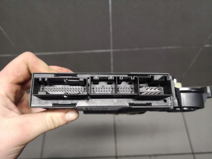 фото №9, Моторчик стёкла левый перед audi a4 b7 cabrio 8h1959801e