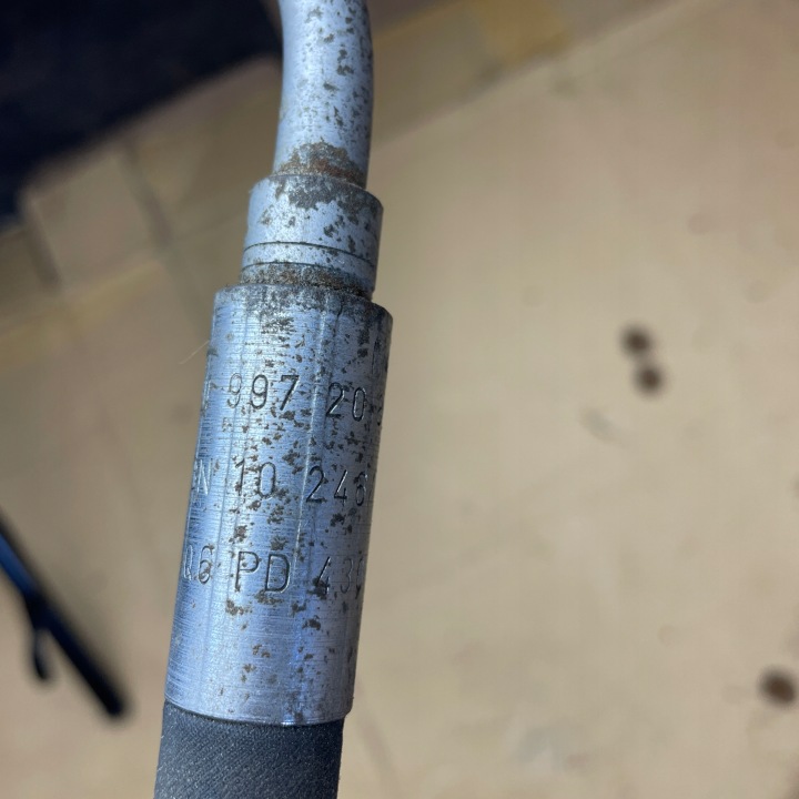 фото №11, Mercedes w221 s трубка  шланг масляний підвіски abc 2219971682 a2219971682