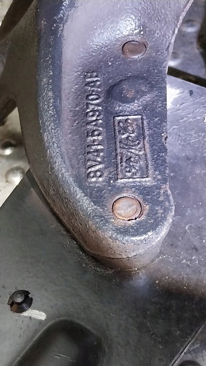 фото №8, Поворотна опора важіль праві зад kpl 8v41-5k898 8v41-5a970-ab ford kuga mk1 2wd