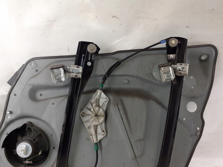 фото №8, Mercedes b w245 подъемник перед левый