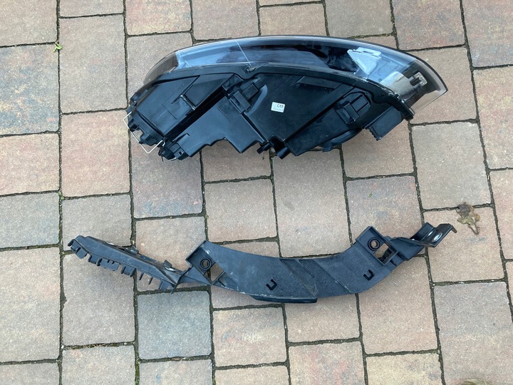 фото №8, Vw polo 6r1 лампа права передня 6r1941016e valeo