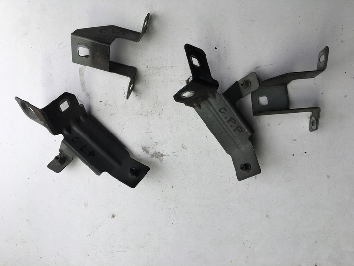 фото №1, Porsche cayenne ii кріплення тримач крила !