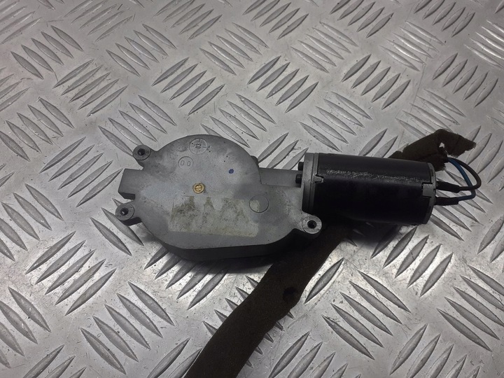 фото №1, Двигунчик люк audi a6 c5