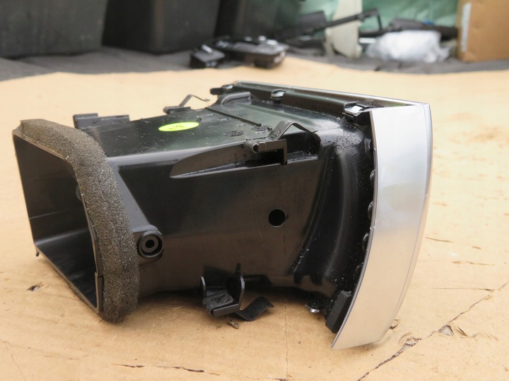 фото №6, Audi a7 s7 rs7 c7 4g8 решітка повітропровід 4g8820902